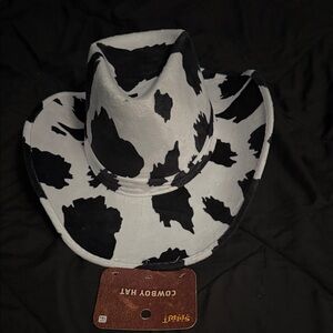 Spirit Black and White Patterned Cowboy Hat